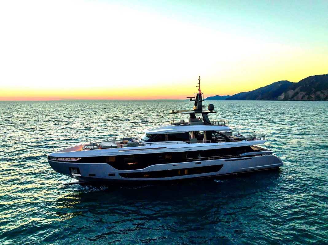 Аренда яхты Azimut Grande 36 luzdemar во Франции